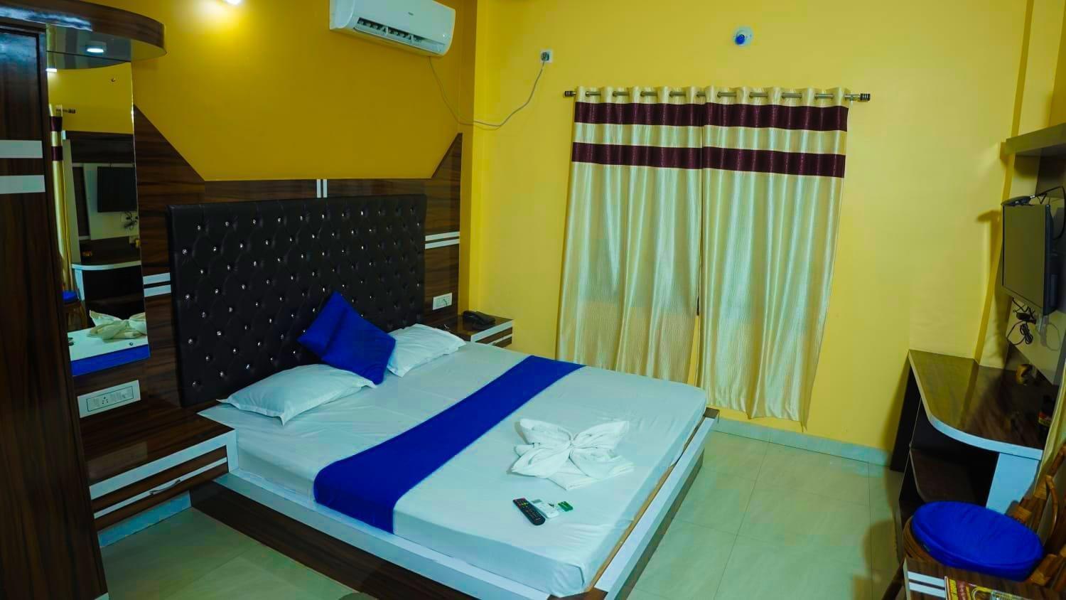 Resort Saikat Saranya Мандармони Екстериор снимка