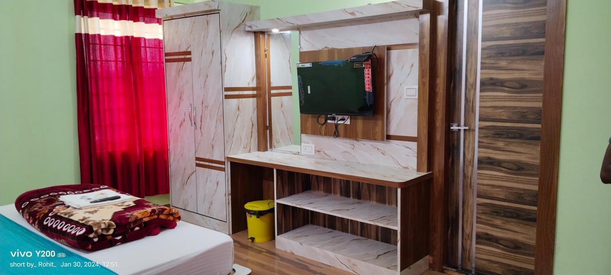 Resort Saikat Saranya Мандармони Екстериор снимка