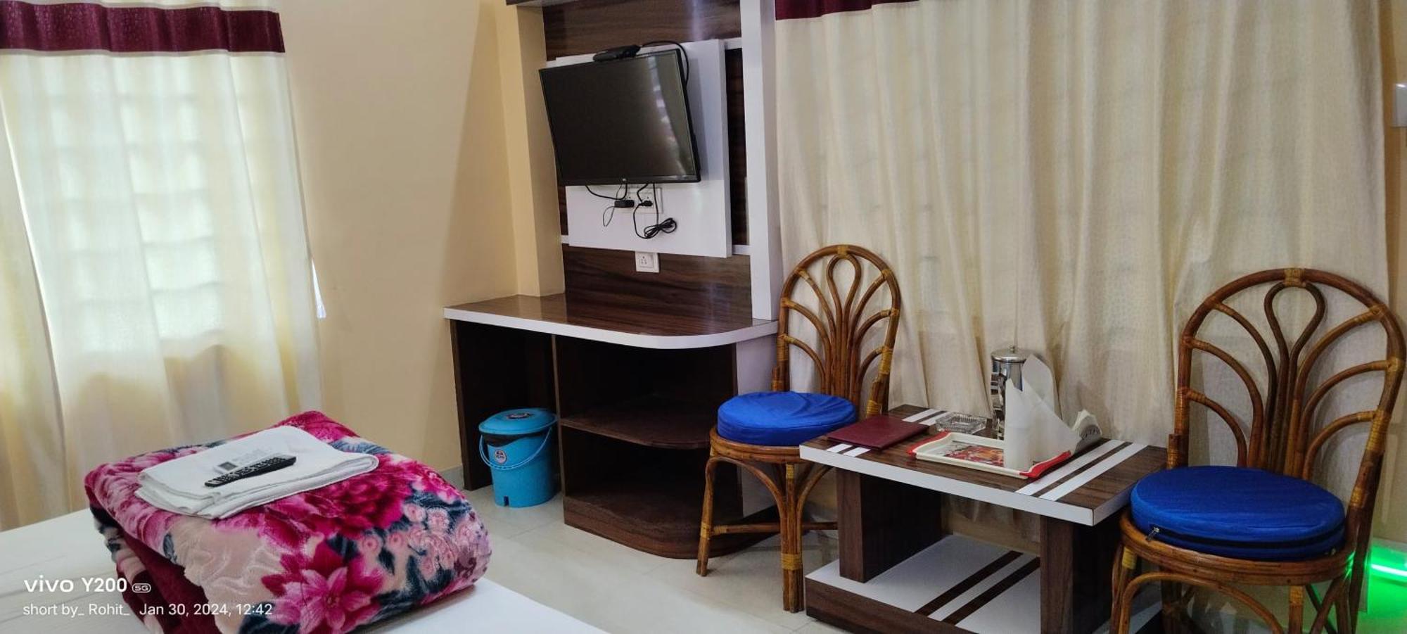 Resort Saikat Saranya Мандармони Екстериор снимка